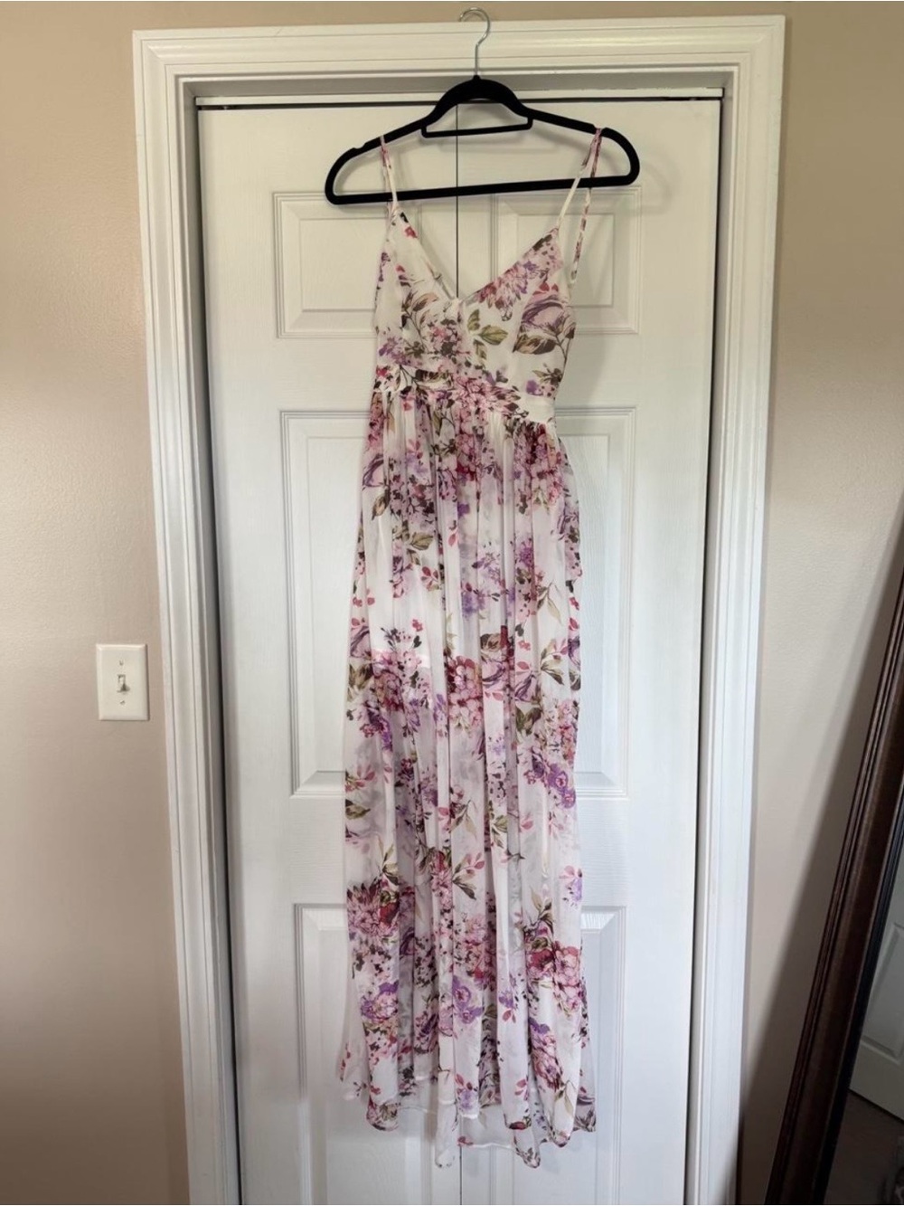 Long flower dress with open back